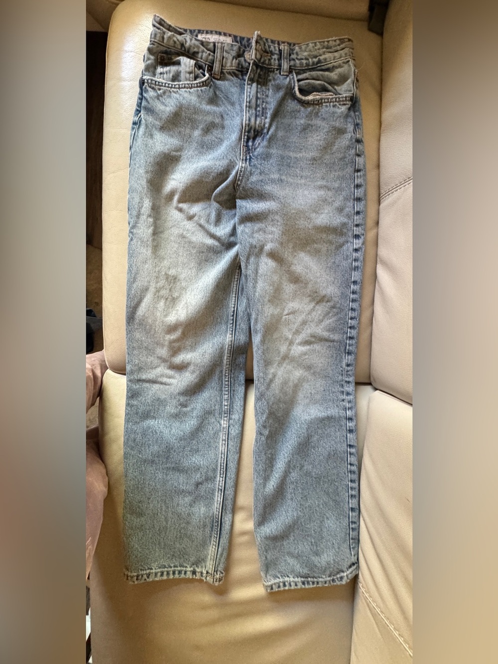 Zara Straight Jeans in Light Blue Wash